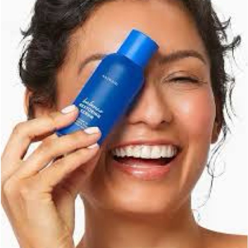 79 - NEW - AAVRANI BALANCE RESTORING SERUM - Picture 5 of 8